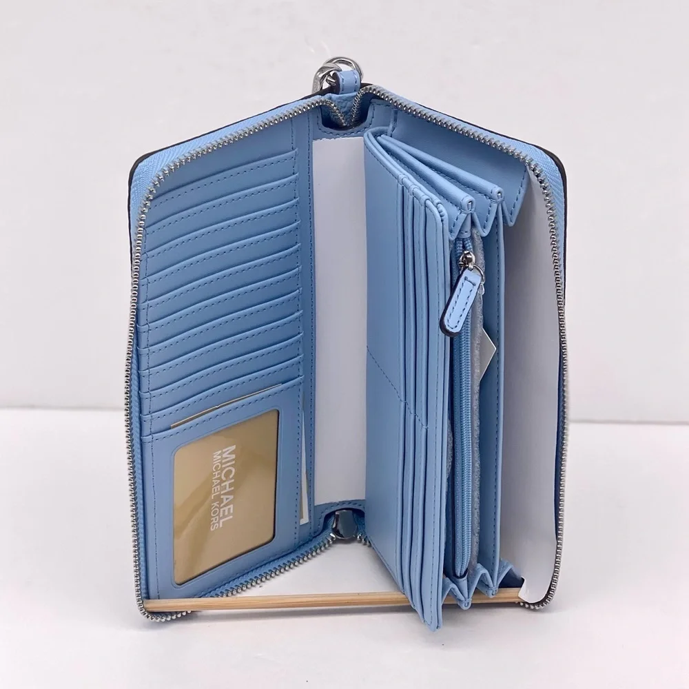 Michael Kors Continental Wallet Wristlet light Sky Plue